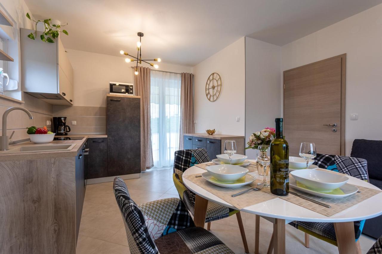 Sveti Ivan Dobrinjski Apartment Ivan מראה חיצוני תמונה